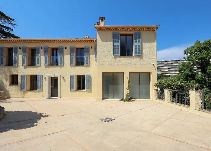 Villa Ref Vclair By Palmes Dproperties Cannes